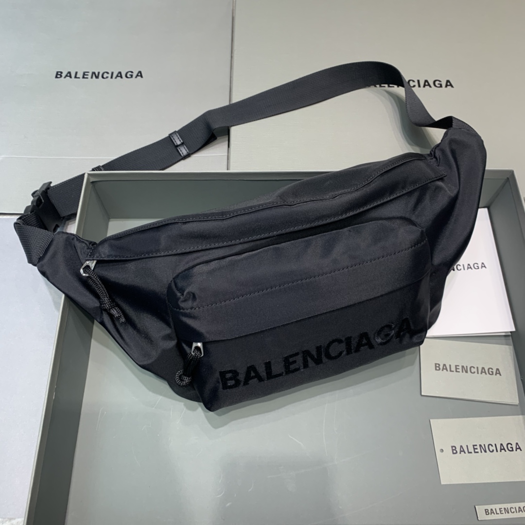 Balenciaga_Wheel_Logo_Wa